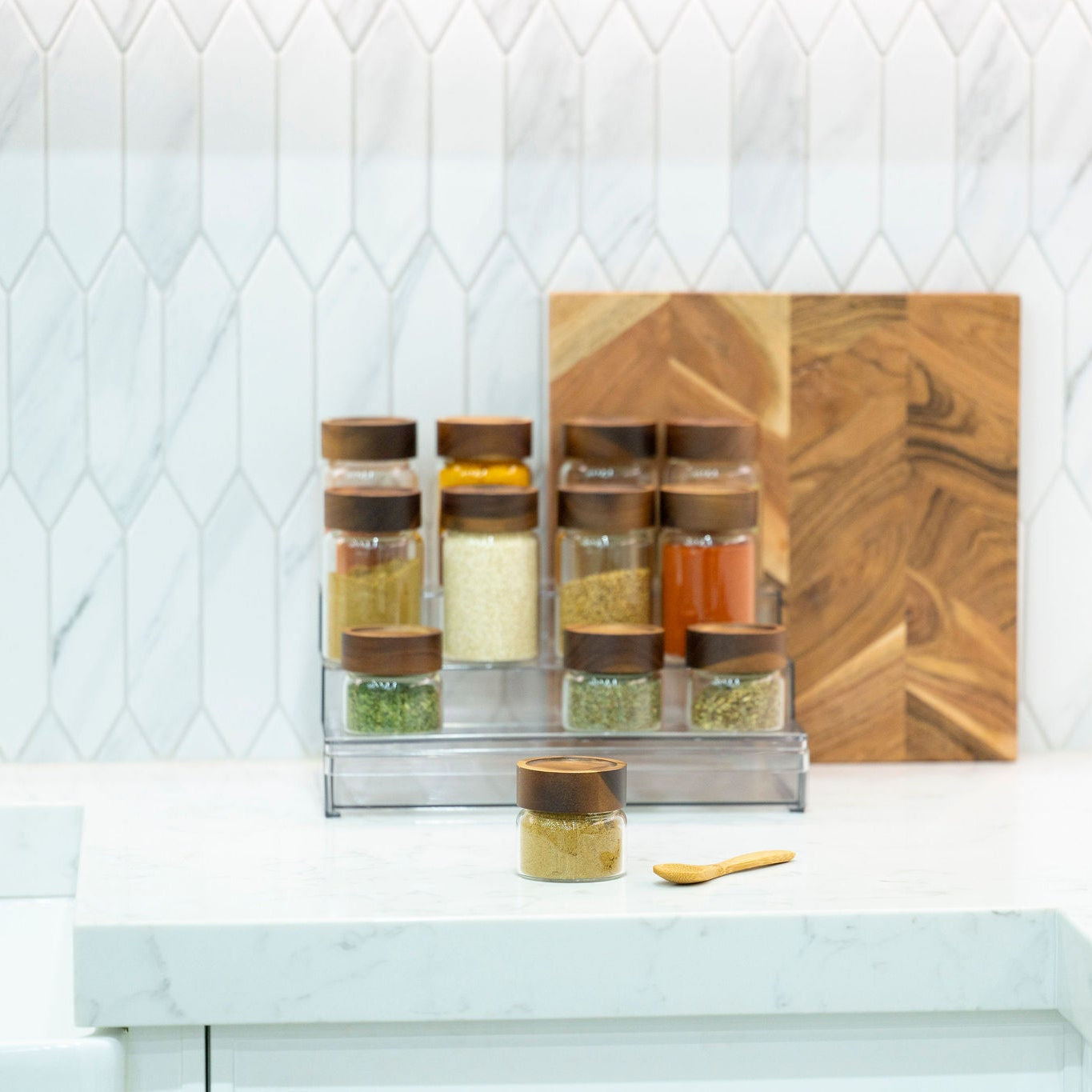 135ml Acacia Lid Glass Jar – Spice Pantry Storage